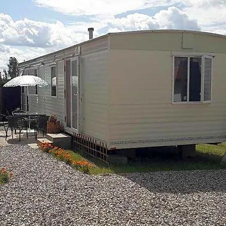 Holenderski Sosnowa Na Wylacznosc Lodge Wilkasy (Gizycko)